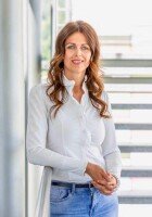 PHOTO-2025-07-15-16-13-42 Frau Referenzkundin UPYU 2